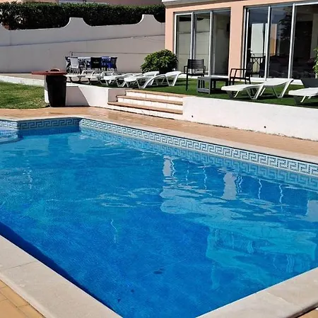 Ramos Villa *